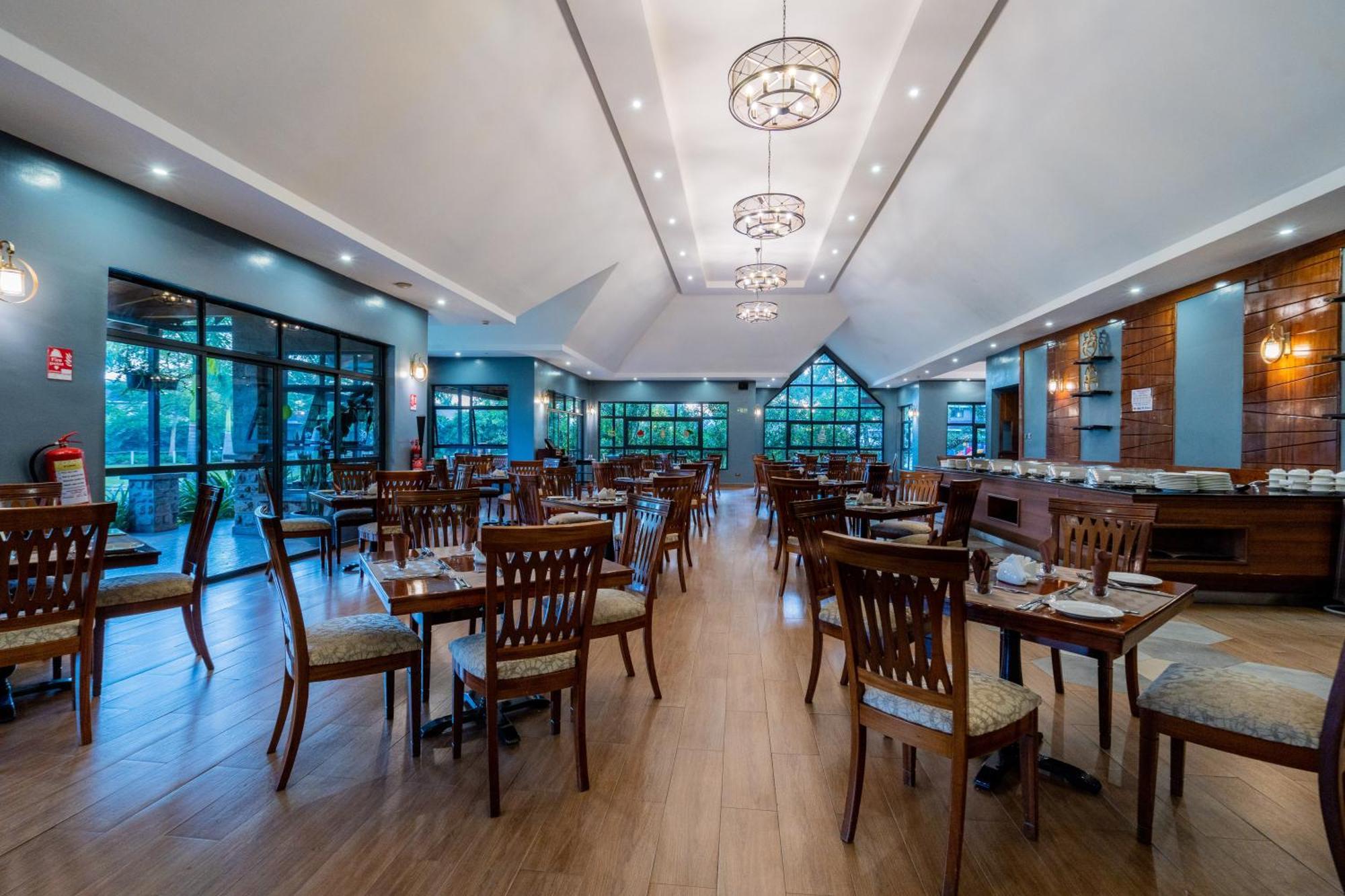 Ciala Resort Hotels In 키수무 외부 사진